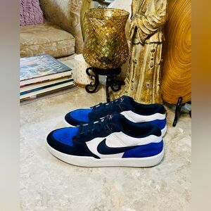 Nike SB Force Men's Size 12 Obsidian Navy Blue White Shoes DV5477-401